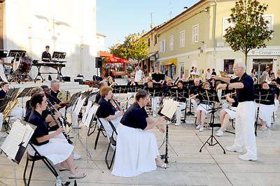 Baltimore Symphonic band na porekom trgu