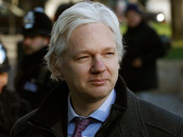 Julian Assange (Reuters / Andrew Winning)