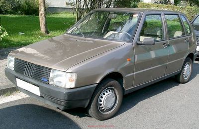 Fiat Uno (foto: Rudolf Stricker, WIkimedia commons)