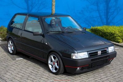 Fiat Uno (foto: Rudolf Stricker, WIkimedia commons)